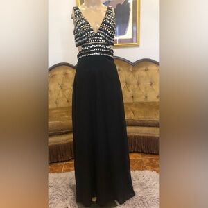 Elegant Black formal gown size XS